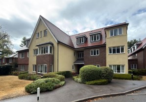 Property for Auction in London - Flat 41 Ashcroft Place, Epsom Road, Leatherhead, Surrey, KT22 8RJ