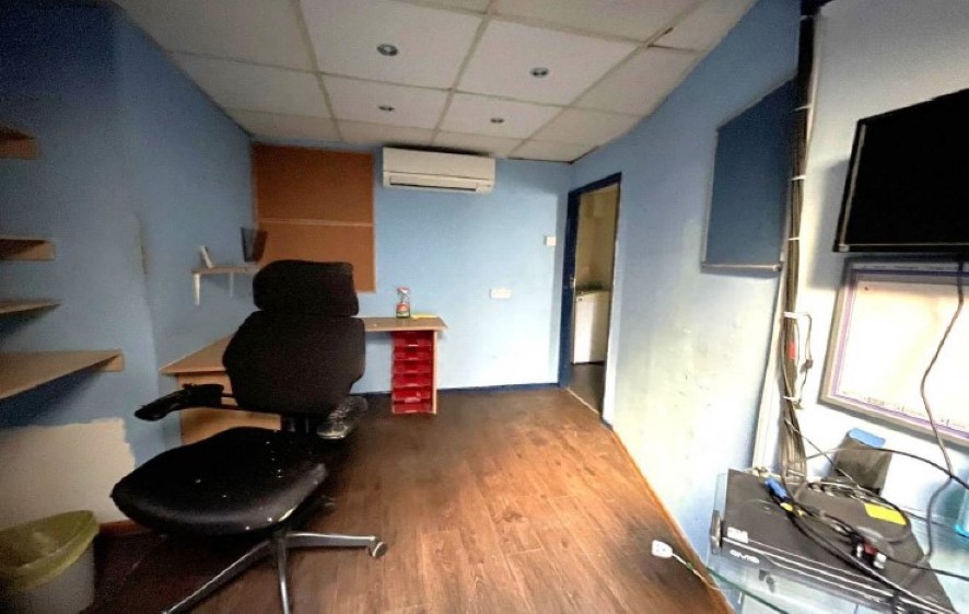 Lot Image