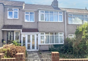 Property for Auction in London - 172 Havering Road, Romford, Essex, RM1 4TD