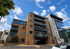Property for Auction in London - Flat 27 Hemingford Court, Gartlet Road, Watford, Hertfordshire, WD17 2AQ