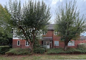 Property for Auction in London - 35 Reid Close, Hayes, Middlesex, UB3 2DD