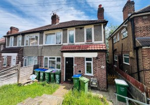 Property for Auction in London - 82 Holly Hill Road, Erith, Kent, DA8 1QD