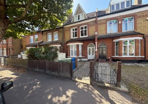 Property for Auction in London - 316B Lordship Lane, East Dulwich, London, SE22 8LY