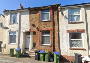 Property for Auction in London - 31 Gibbon Road, Newhaven, East Sussex, BN9 9EP