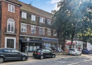 Property for Auction in London - 28B The Market Place, Falloden Way, Hampstead Garden Suburb, London, NW11 6JJ