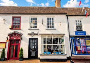 Property for Auction in London - 6A High Street, Hythe, Southampton, Hampshire, SO45 6AH