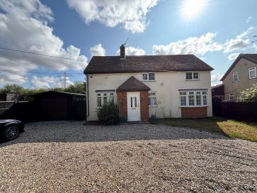 Property for Auction in East Anglia - 4 Gardiners Cottage, Gardiners Lane North, Crays Hill, Billericay, Essex CM11 2XE