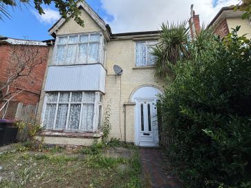 Property for Auction in Lincolnshire - 5 Scarbrough Avenue, Skegness PE25 2SZ