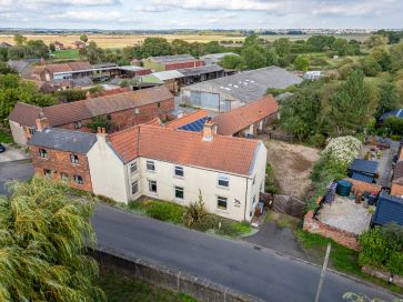 Property for Auction in Lincolnshire - Poplar Farm, High Street, East Butterwick, Scunthorpe DN17 3AG