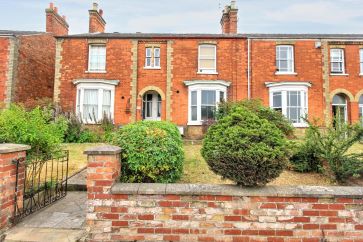 Property for Auction in Lincolnshire - 96 Newmarket, Louth LN11 9EQ