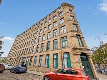 Property for Auction in West Yorkshire - Apartment 70, Broadgate House, 2 Broad Street, Bradford, West Yorkshire BD1 4QQ