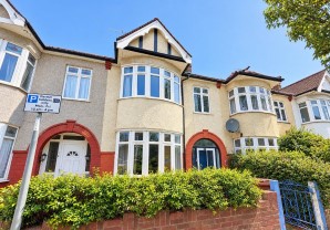 Property for Auction in London - 23 Hale End Road, Walthamstow, London, E17 4BG