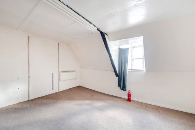 Lot Image