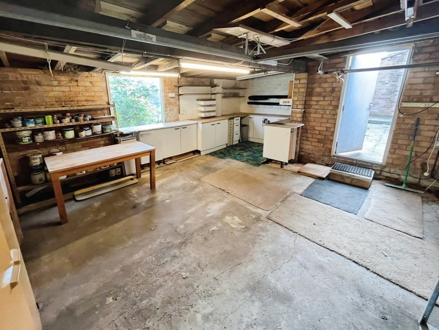 Lot Image