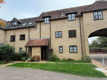 Property for Auction in East Anglia - 23 Lion Yard, High Street, Ramsey, Huntingdon, Cambridgeshire PE26 1AJ