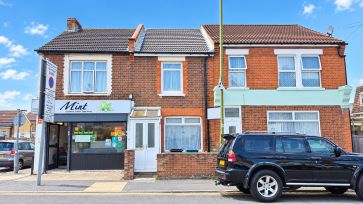 Property for Auction in Northants, Beds & Bucks - 105 Harwoods Road, Watford, Hertfordshire WD18 7RL