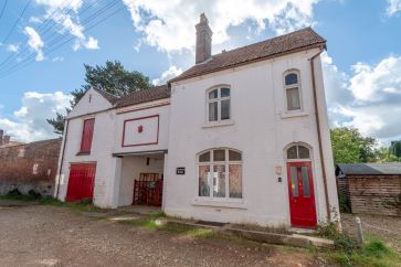 Property for Auction in East Anglia - Victoria House, 14 Lichfield Street, Fakenham, Norfolk NR21 9DF