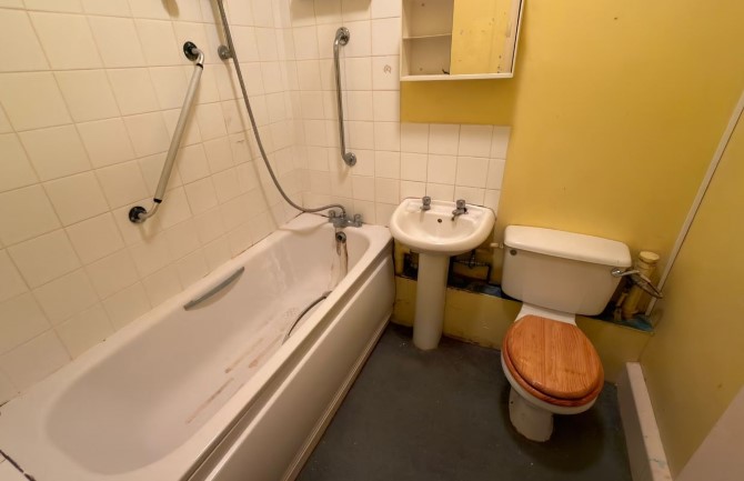 Lot Image