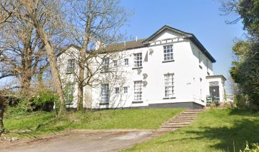 Property for Auction in North West - Flat 6, Dell House, 87 The Dell, Birkenhead, Merseyside CH42 1PW