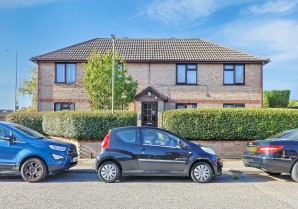 Property for Auction in London - Flat 5 Richmond Rise, 25-27 Richmond Park Road, Bournemouth, Dorset, BH8 8TT
