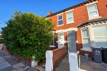 Property for Auction in North West - 72 George Street, Blackpool, Lancashire FY1 3HY