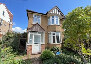 Property for Auction in London - 417 Northolt Road, Harrow, Middlesex, HA2 8JQ