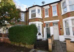Property for Auction in London - 14A Glebe Road, Finchley, London, N3 2AX