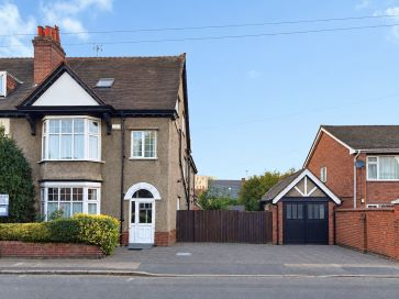Property for Auction in Coventry & Warwickshire - 14 Stoney Road, Cheylesmore, Coventry, West Midlands CV1 2NP