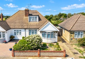 Property for Auction in London - 25 Fairfield Avenue, Grays, Thurrock, RM16 2LU