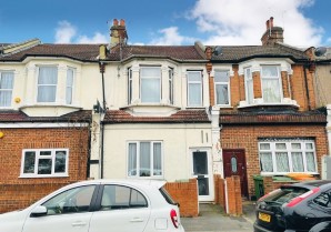 Property for Auction in London - 325B Dersingham Avenue, Manor Park, London, E12 6JX